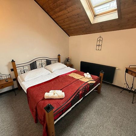 Hotel Plzensky Dvur Frýdek-Místek Extérieur photo