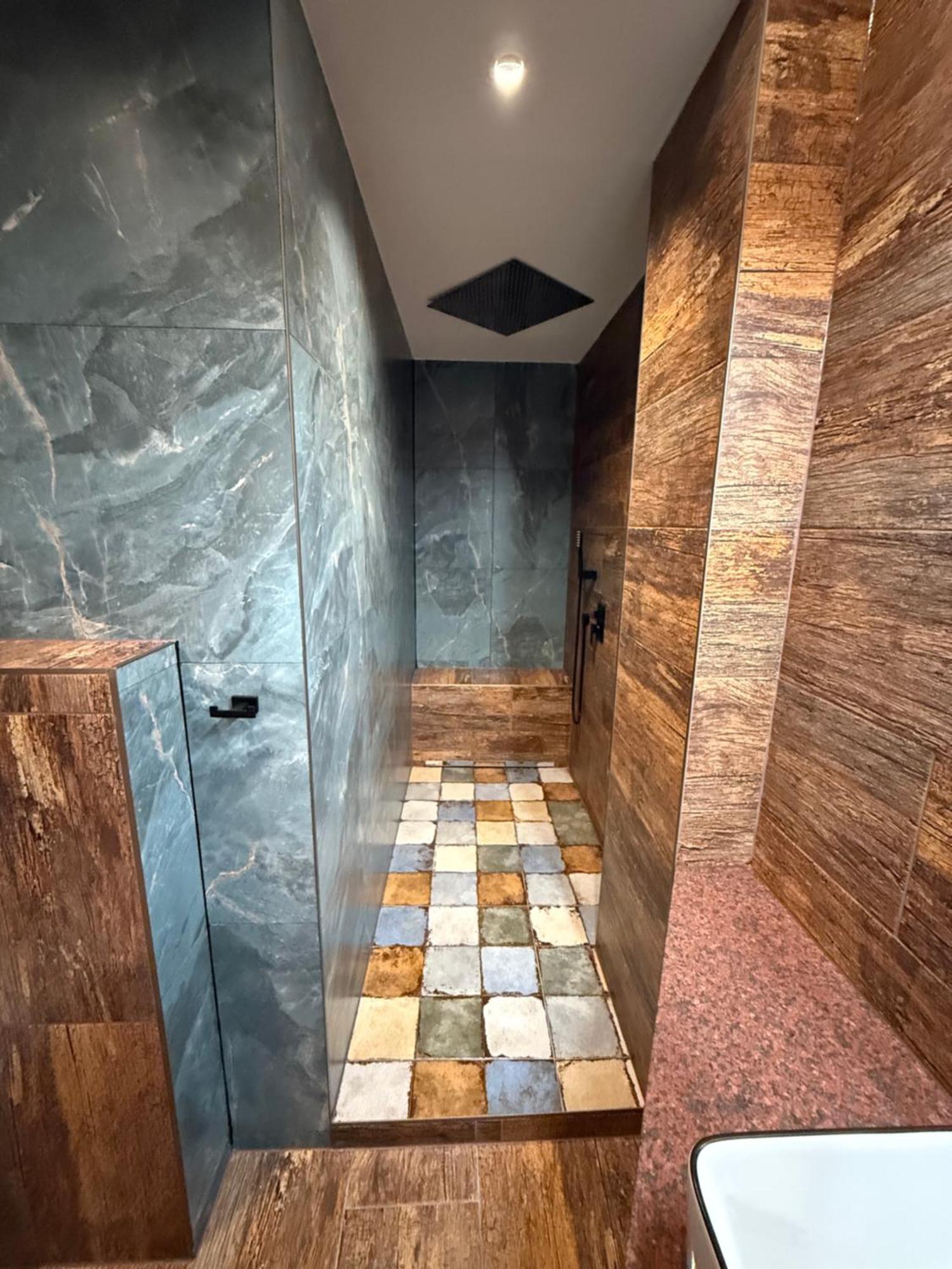 Hotel Plzensky Dvur Frýdek-Místek Extérieur photo