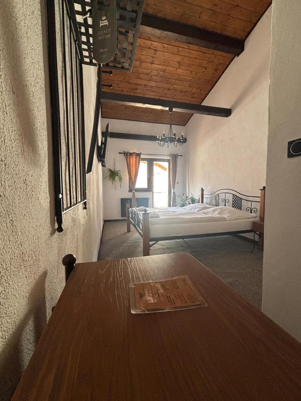 Hotel Plzensky Dvur Frýdek-Místek Extérieur photo